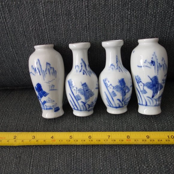 Mini Ceramic Vases (Includes Two of Each Style,  4 in Total) - Picture 2 of 14
